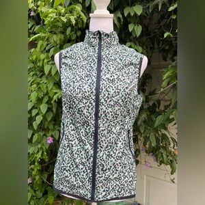 Women's J. Lindeberg golf/pickleball vest size Small